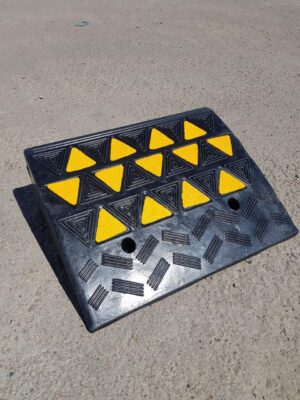 Съезд заезд Пандус резиновый 155мм