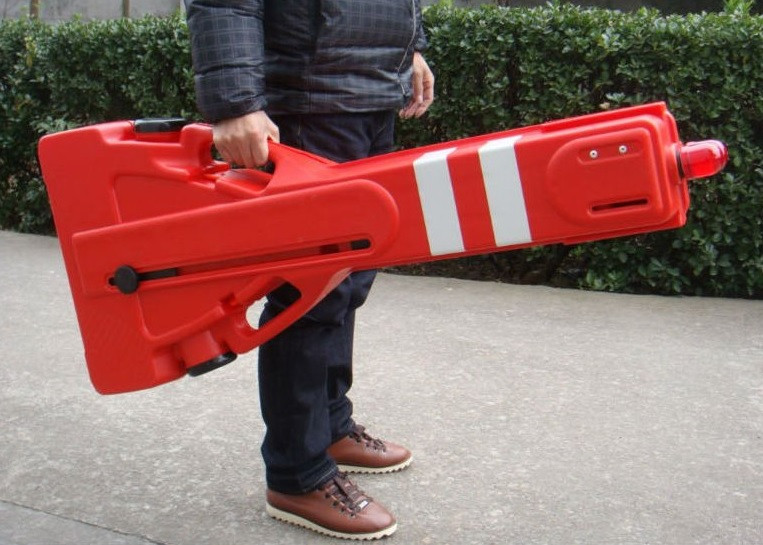 Переносной раздвижной пластиковый барьер "красная гитара" 2,2м — изображение 4