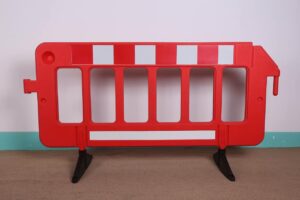 Барьер пластиковый штакетного типа