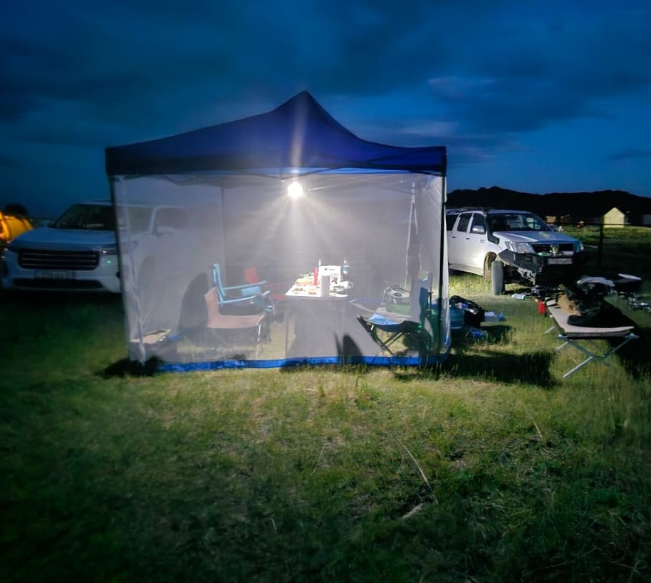 Многофункциональный фонарь-powerbank с солнечной панелью — изображение 4