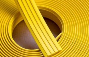 Лента тактильная самоклеящаяся желтая 3см